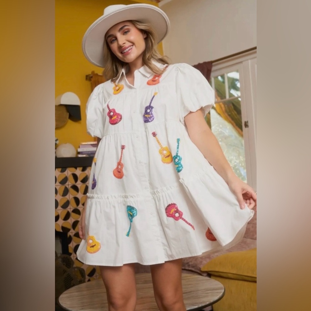 NTW - Peach Love The Strings Of My Guitar - Button Down Dress. SZ Large